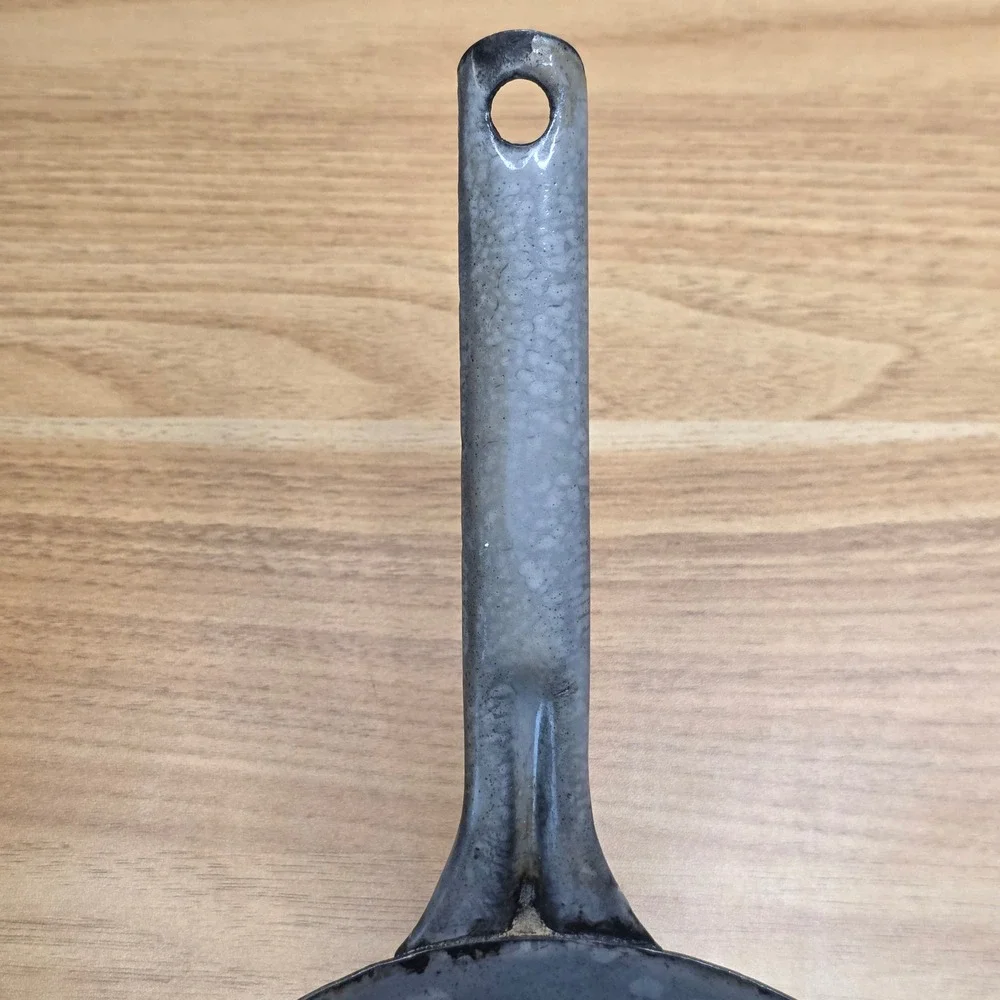 Vintage Gray Graniteware Enamelware Frying Pan Skillet 7